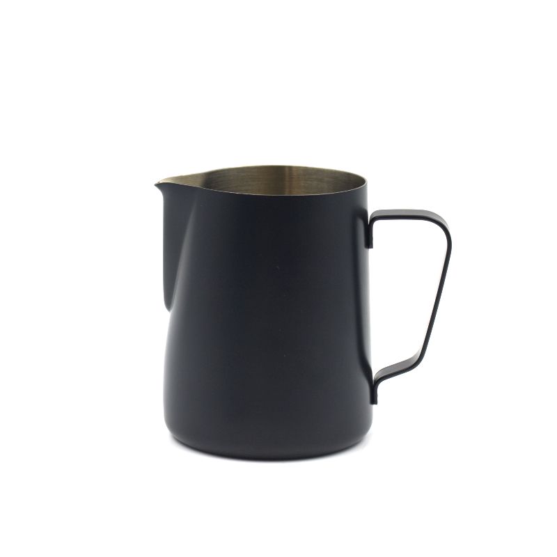 https://www.coffeeloverswarehouse.com/cdn/shop/files/RhinoProfessionalClassicFrothingSteamMilkPitcher15ozBlackCoffeeLoversWarehouse_800x.jpg?v=1690482156